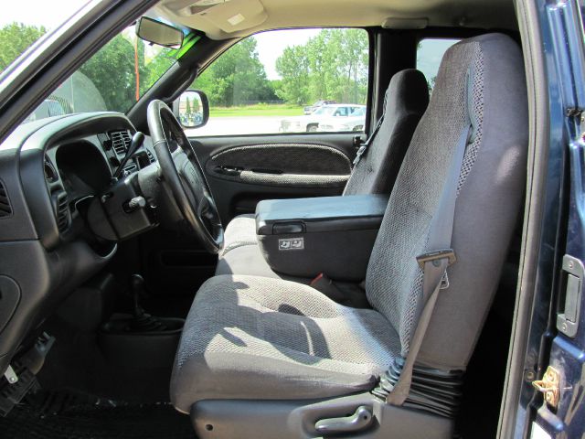 2001 Dodge Ram 1500 1500 LT 4WD