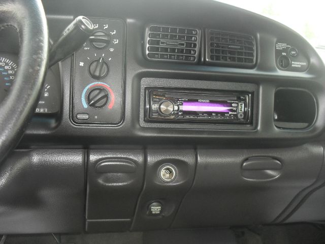 2001 Dodge Ram 1500 1500 LT 4WD