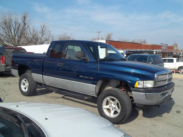 2001 Dodge Ram 1500 1500 LT 4WD