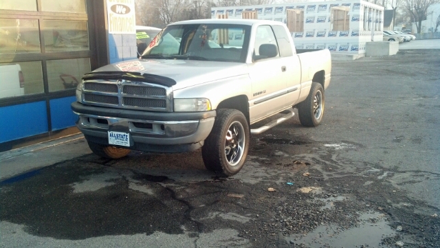 2001 Dodge Ram 1500 Base