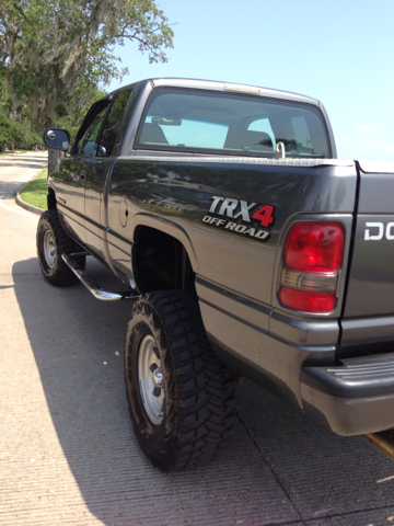 2001 Dodge Ram 1500 1500 LT 4WD