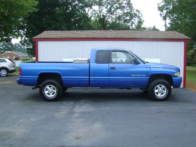 2001 Dodge Ram 1500 1500 LT 4WD