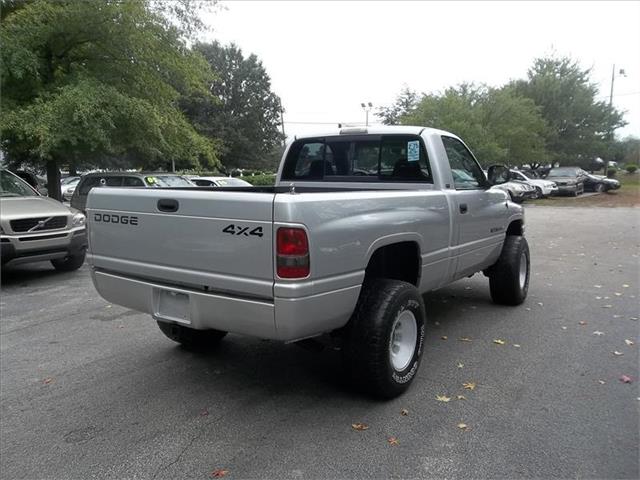 2001 Dodge Ram 1500 Unknown