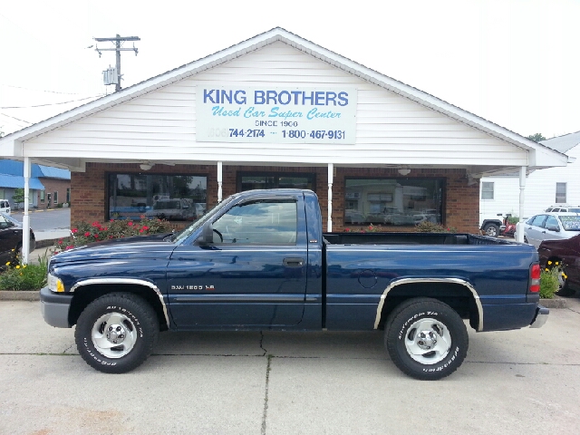 2001 Dodge Ram 1500 T Chairs