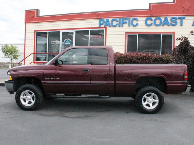 2001 Dodge Ram 1500 R-T Coupe