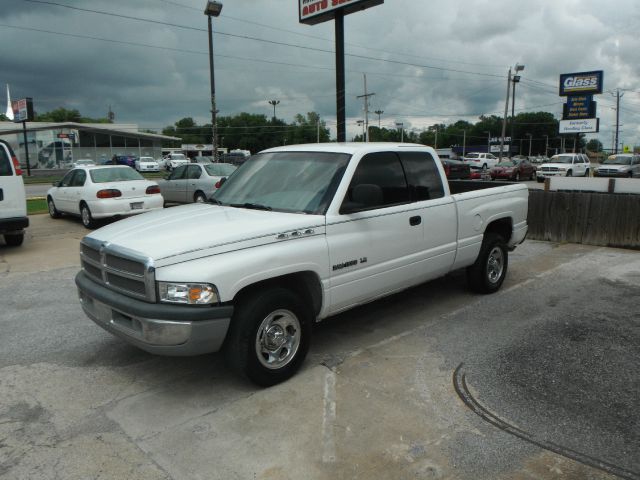 2001 Dodge Ram 1500 T Chairs
