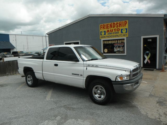 2001 Dodge Ram 1500 T Chairs