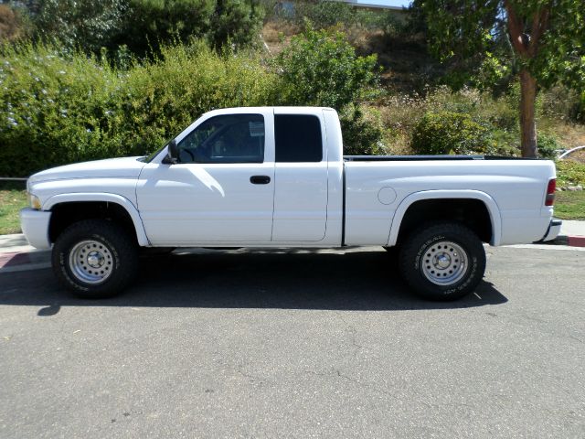 2001 Dodge Ram 1500 1500 LT 4WD