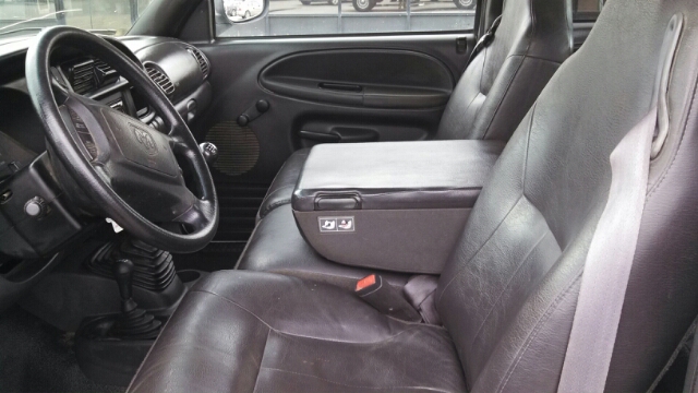 2001 Dodge Ram 1500 Base