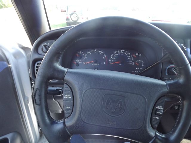 2001 Dodge Ram 1500 5dr HB Touring (SE) Hatchback