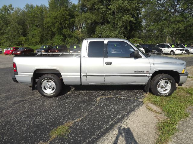 2001 Dodge Ram 1500 5dr HB Touring (SE) Hatchback