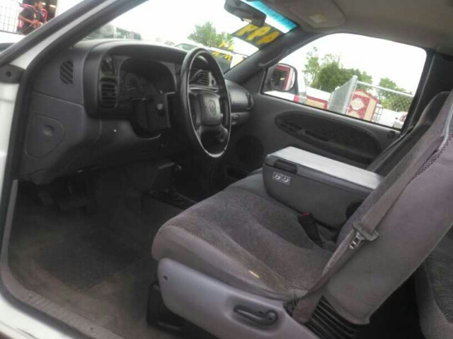 2001 Dodge Ram 1500 Base