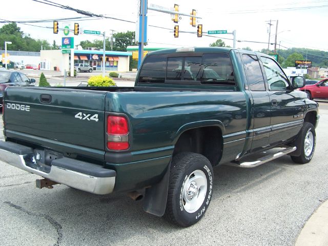 2001 Dodge Ram 1500 1500 LT 4WD