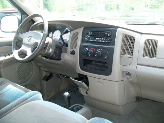 2002 Dodge Ram 1500 Ext WT
