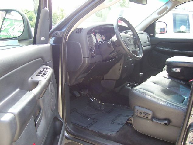 2002 Dodge Ram 1500 Reg Cab 135 WB HD 4WD