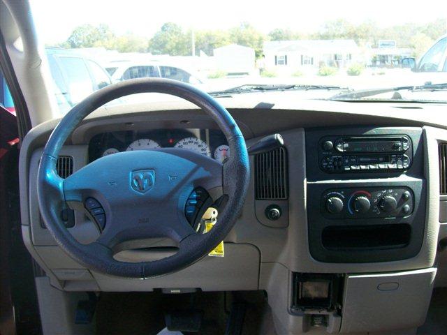 2002 Dodge Ram 1500 SLT