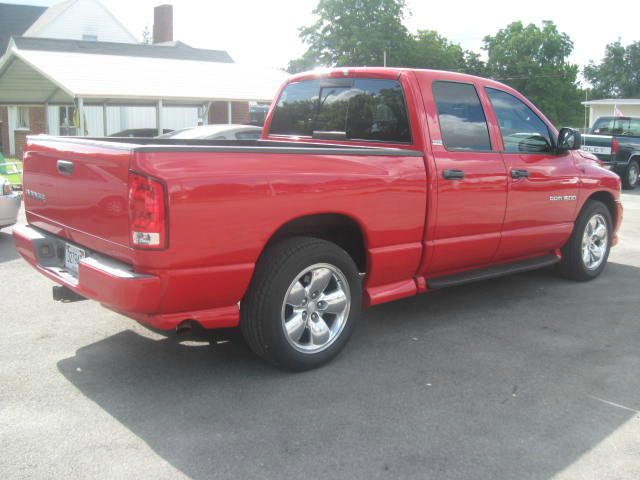 2002 Dodge Ram 1500 Crew Cab 4-wheel Drive LTZ