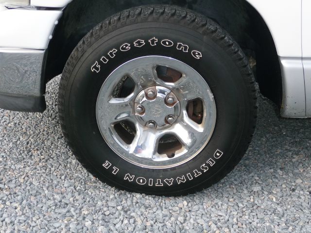 2002 Dodge Ram 1500 Extended Cab Standard Box 4-wheel Drive LS