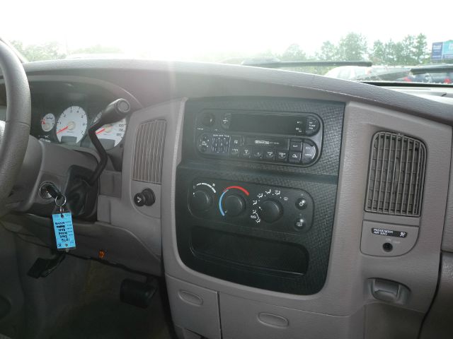 2002 Dodge Ram 1500 Extended Cab Standard Box 4-wheel Drive LS