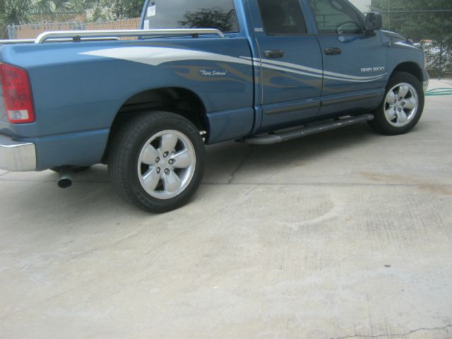 2002 Dodge Ram 1500 Ext WT