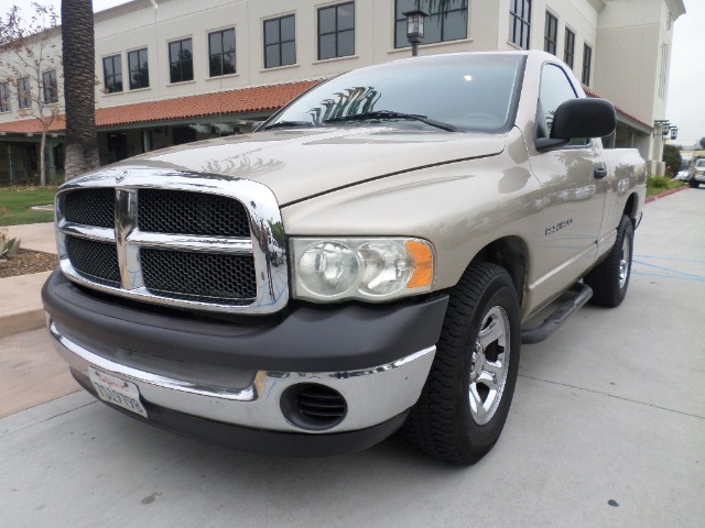 2002 Dodge Ram 1500 4dr Touring