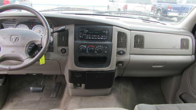 2002 Dodge Ram 1500 Ext WT