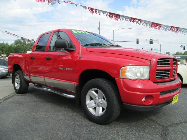 2002 Dodge Ram 1500 4X2 Extended CAB 122.9 IN