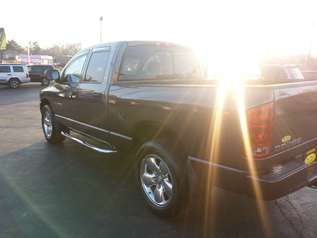 2002 Dodge Ram 1500 4dr 4WD EXT LS 4x4 SUV