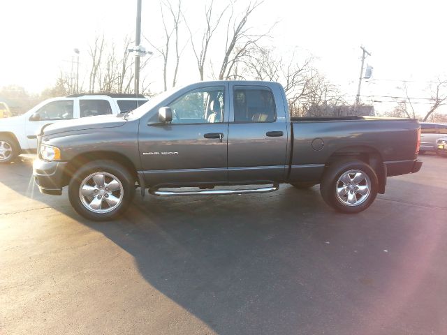 2002 Dodge Ram 1500 4dr 4WD EXT LS 4x4 SUV