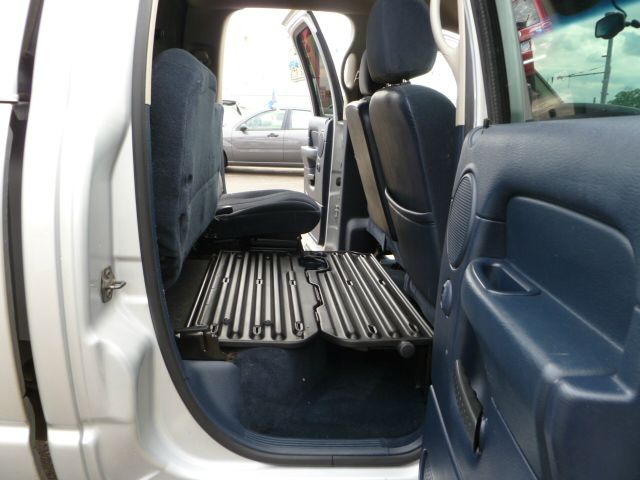 2002 Dodge Ram 1500 4dr 4WD EXT LS 4x4 SUV