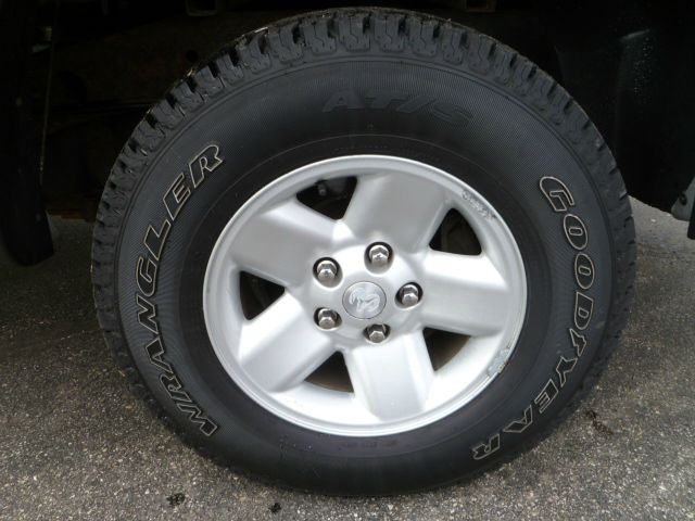 2002 Dodge Ram 1500 4dr 4WD EXT LS 4x4 SUV