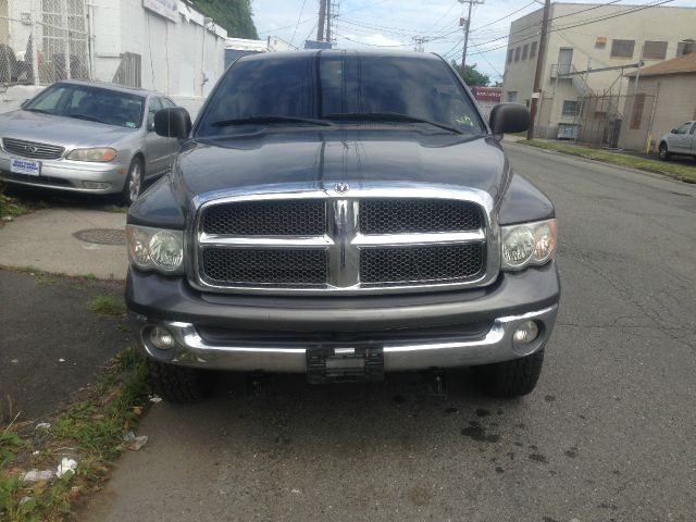 2002 Dodge Ram 1500 Sahara 4X4