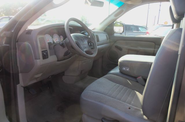 2002 Dodge Ram 1500 4dr Touring