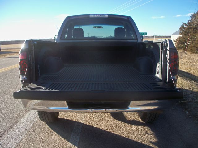 2002 Dodge Ram 1500 Sahara 4X4