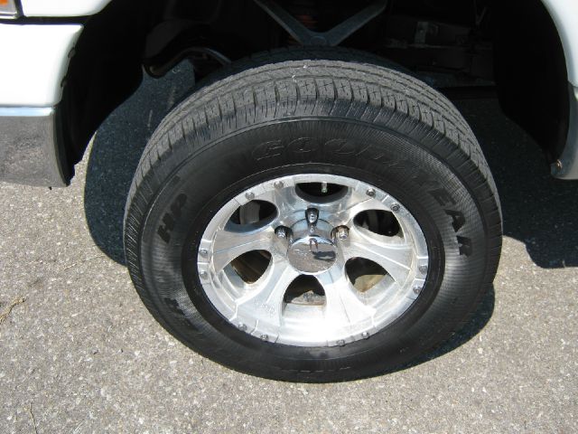 2002 Dodge Ram 1500 Fleetside EXT CAB 4X4