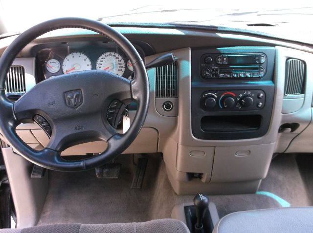 2002 Dodge Ram 1500 Ext WT