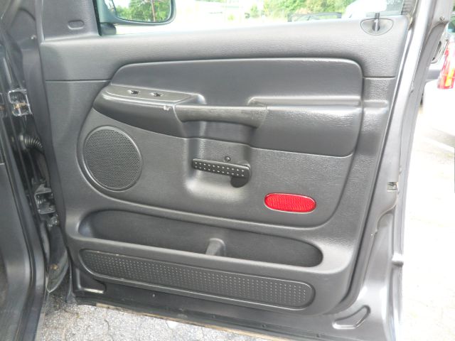 2003 Dodge Ram 1500 Crew Cab 4-wheel Drive LTZ