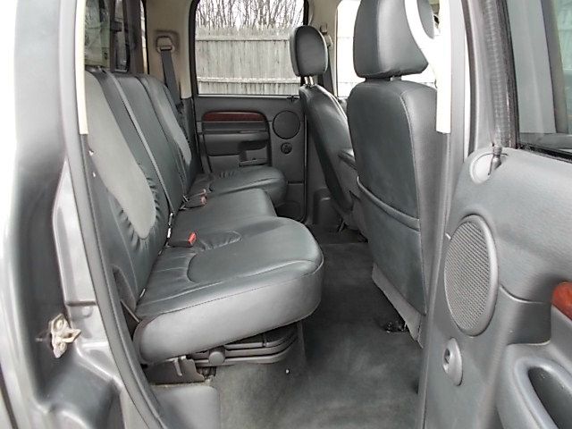 2003 Dodge Ram 1500 4dr 114 WB XLT 4WD