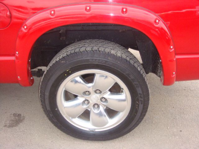 2003 Dodge Ram 1500 3.2tl With Navigation System