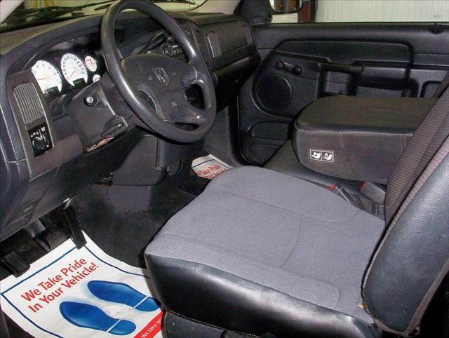 2003 Dodge Ram 1500 Sahara 4X4