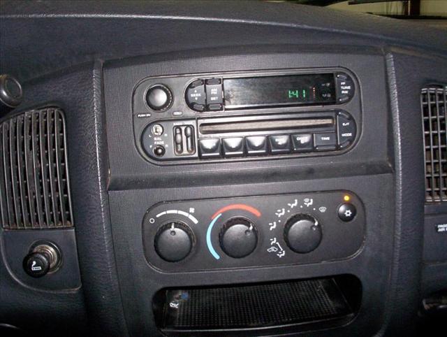 2003 Dodge Ram 1500 Sahara 4X4