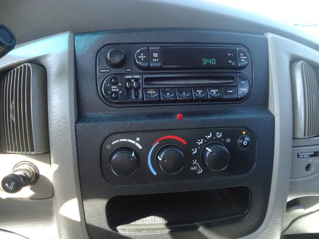 2003 Dodge Ram 1500 Sahara 4X4