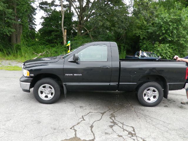 2003 Dodge Ram 1500 Sahara 4X4