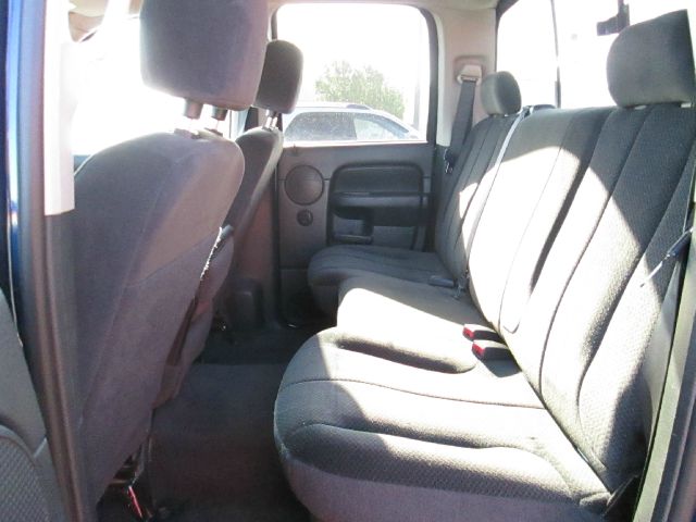 2004 Dodge Ram 1500 4dr LX 4WD Auto