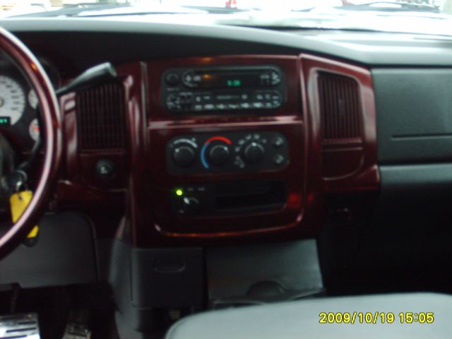 2004 Dodge Ram 1500 Collection Rogue