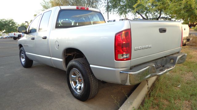 2004 Dodge Ram 1500 LS ES