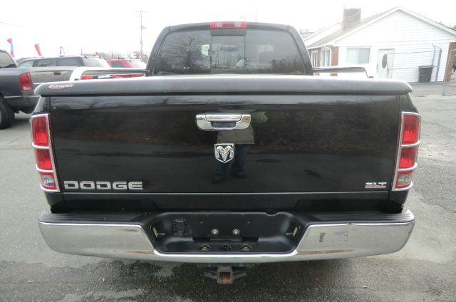 2004 Dodge Ram 1500 LS ES