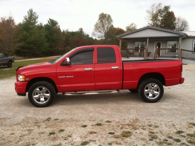 2004 Dodge Ram 1500 Collection Rogue