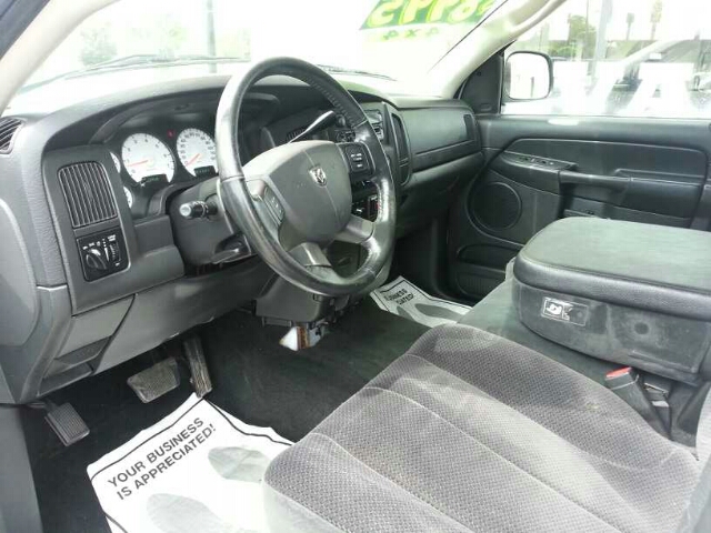 2004 Dodge Ram 1500 SLT