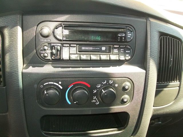 2004 Dodge Ram 1500 Collection Rogue